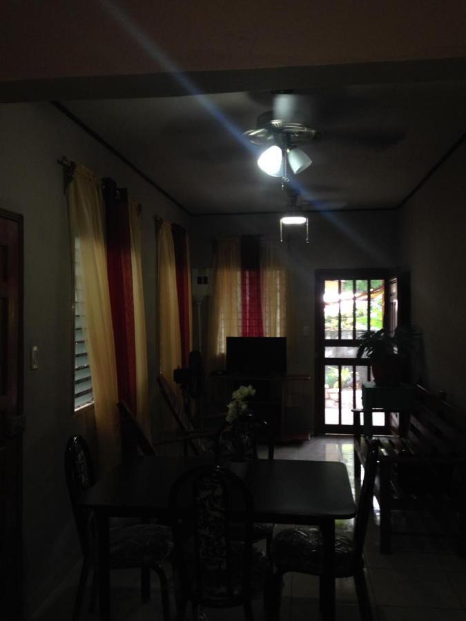 Elizabeth Enchantments La Ceiba Exterior photo